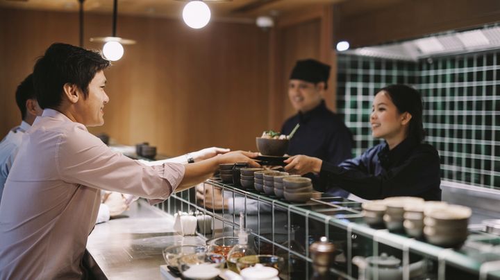 Cathay Pacific reopens Bangkok lounge
