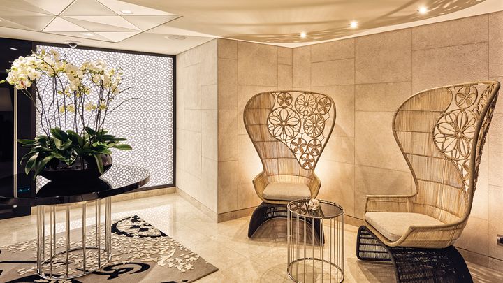 Qatar Airways lifts the shutters on Paris Premium Lounge