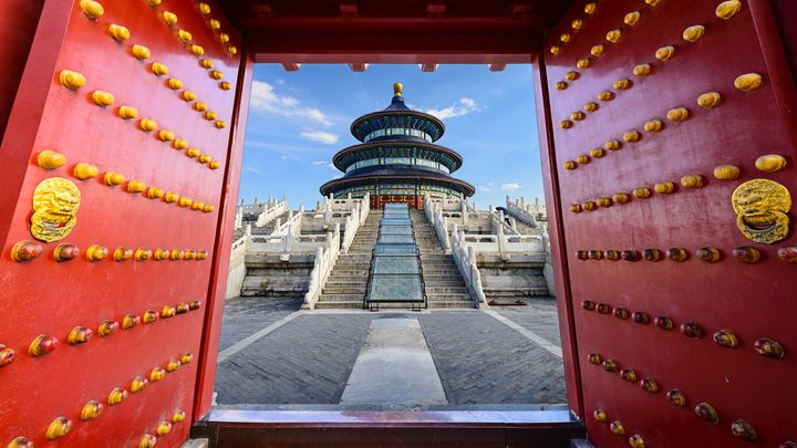 China extends visa-free stays for Australians