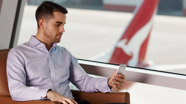 Qantas, Virgin apps to get live flight tracking