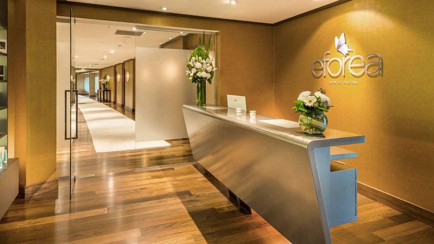 Alternatively, a massage at the Eforea Spa will iron out any soreness.