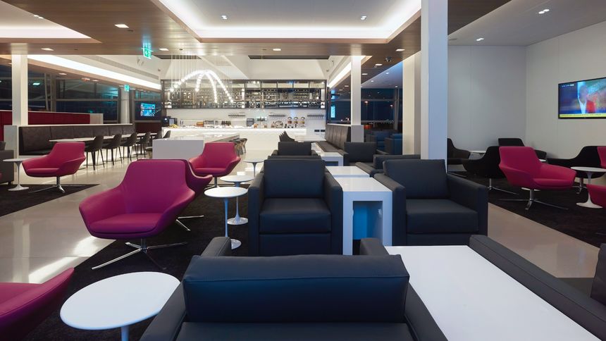 Access to the chic Air New Zealand lounges is just one Gold frequent flyer card away...