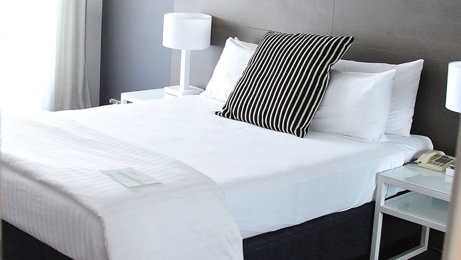 The bed is firm and comfy, with good quality and elegant bedlinen.