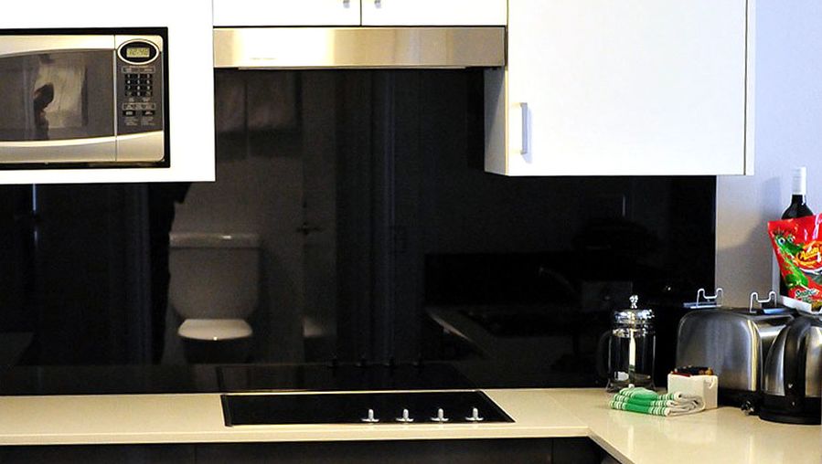 Cooktop and microwave.