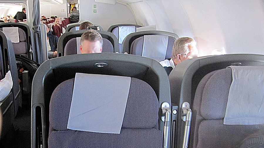 The mini-cabin for business class of 18 seats from LA to Sydney creates a quiet environment.