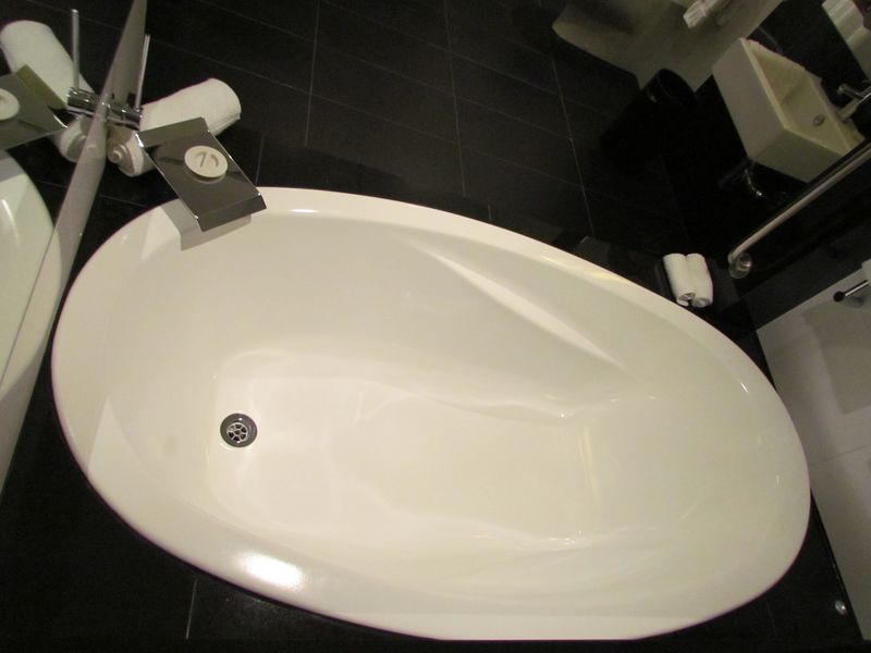 The deep, wide soaking bath was the best part fo 