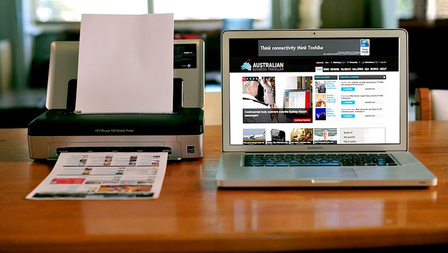 Look ma, no wires! The OfficeJet 100 connects to your laptop by Bluetooth.