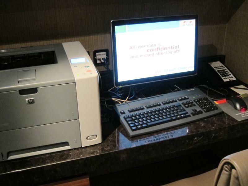 Only one of the lounge computers has a printer, so make sure you pick that one if you need to sort out your boarding card.