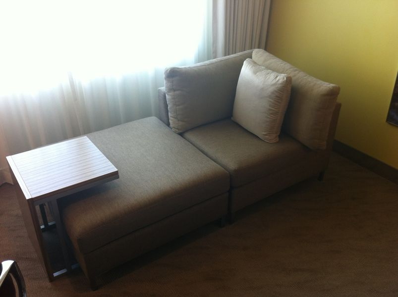 My favourite bit of the room: the chaise longue. More of these, please!