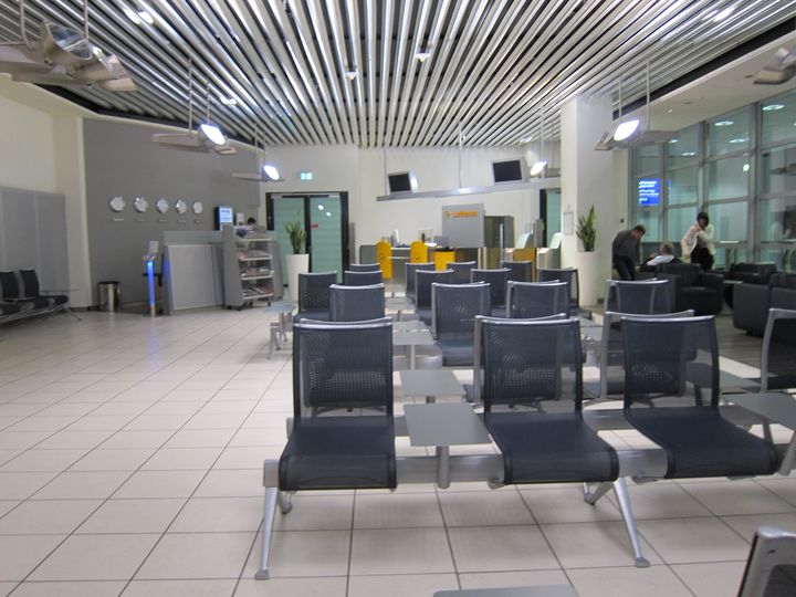 Yes, these are the chairs in Lufthansa's new, A380-gates business class lounge.