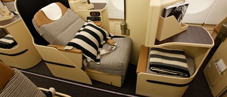 Etihad's business is top-notch, with stellar food and wines.
