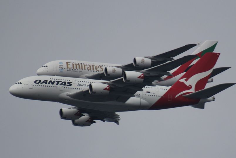 Now THAT'S a tight formation!. Trent Lidstone