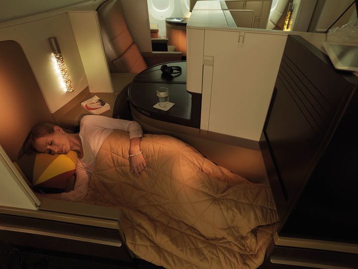 Etihad's Business Studios, flying to Perth on the Boeing 787-9