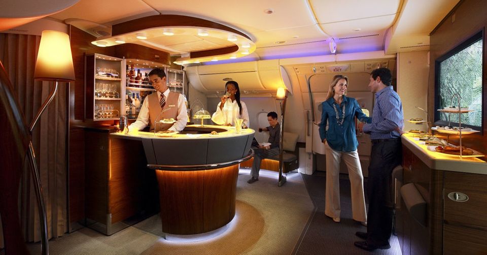 Emirates A380 business class: enjoy cocktails when crossing the Tasman