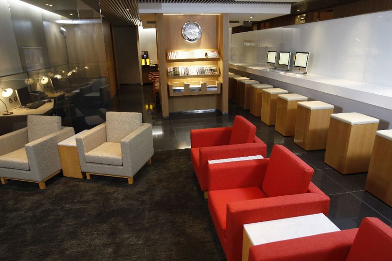 Cathay Pacific's former arrivals lounge in Hong Kong...
