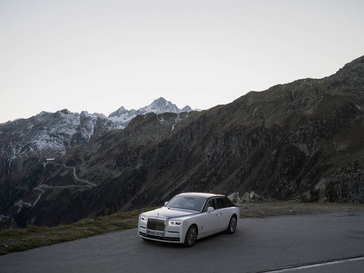 The new Rolls-Royce Phantom easily dominated Switzerland's Furka Pass.