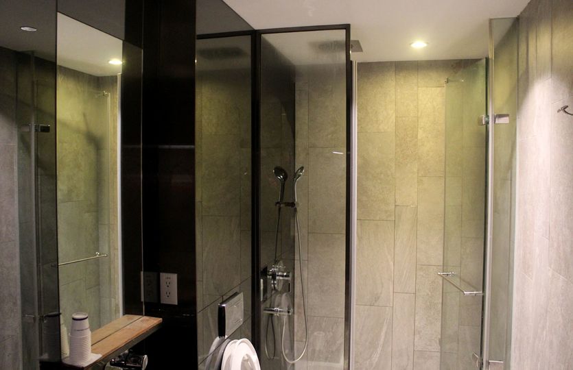 A shower suite in China Airlines' refurbished Terminal 1 lounge
