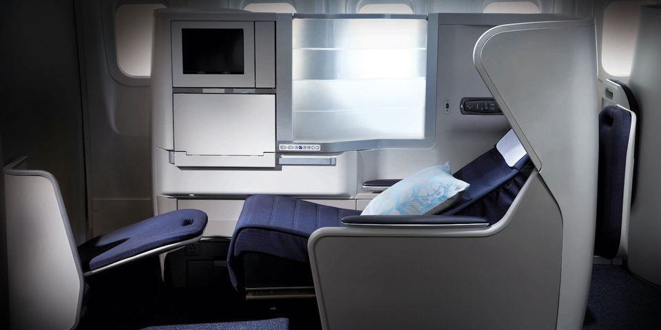 BA's second-gen Club World flat bed gained a relaxing 'Lazy Z' position
