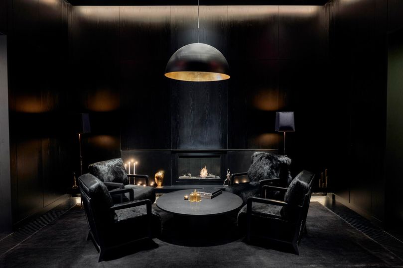 The lobby sitting room is also known as the Black Room.