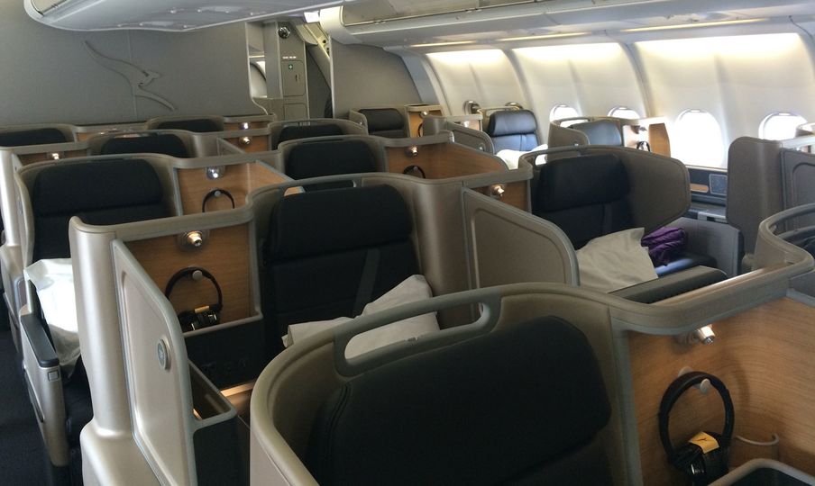Qantas Airbus A330-300 business class cabin