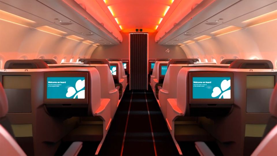 Aer Lingus' A321LR business class cabin has 16 seats, including four solo 'throne' seats.