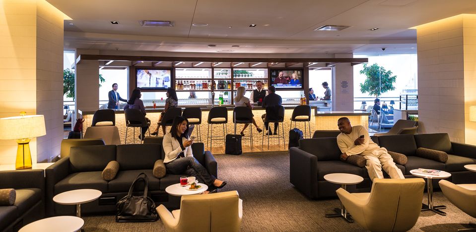 The Star Alliance business class lounge in Los Angeles