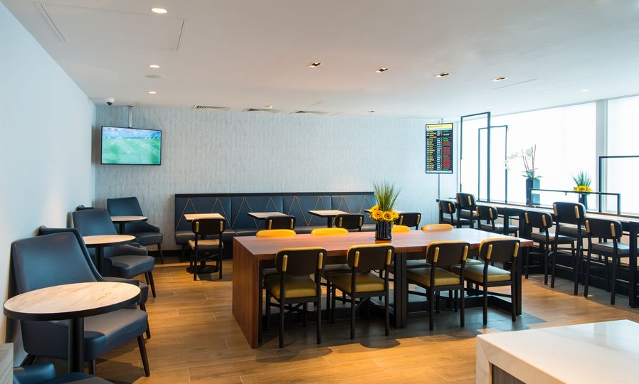 The Library Lounge welcomes all Aerotel London Heathrow guests