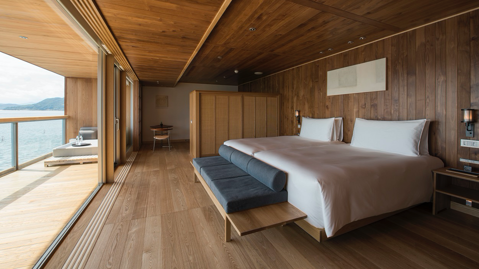Suites on the Japanese Guntu include an open-air onsen bath.