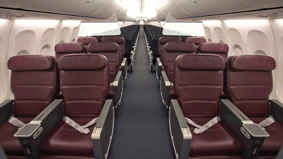Qantas Boeing 737 business class has 12 seats, over three rows.