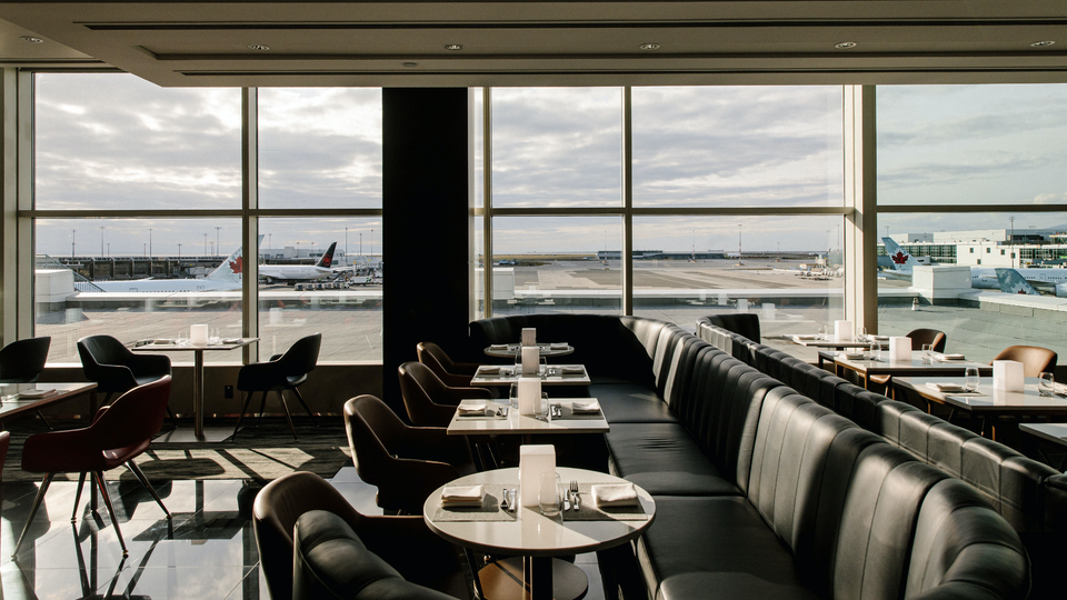 Air Canada's Signature Suite lounge at Vancouver.