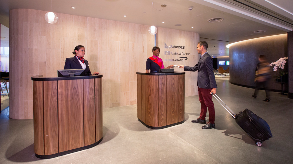 Qantas manages the Oneworld LAX Business Lounge, but it's shared with and also staffed by BA and Cathay Pacific.