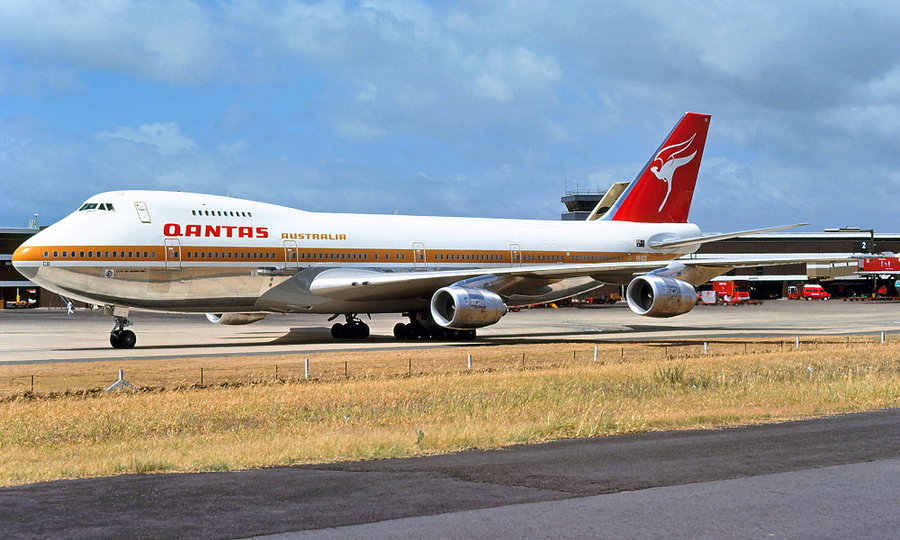 The elegant yet powerful 'Queen of the Skies' joined the Qantas fleet in 1971.