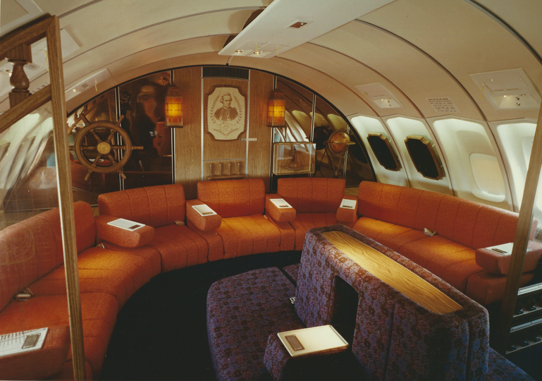 The Captain Cook lounge, on the upper deck of the first Qantas Boeing 747s.