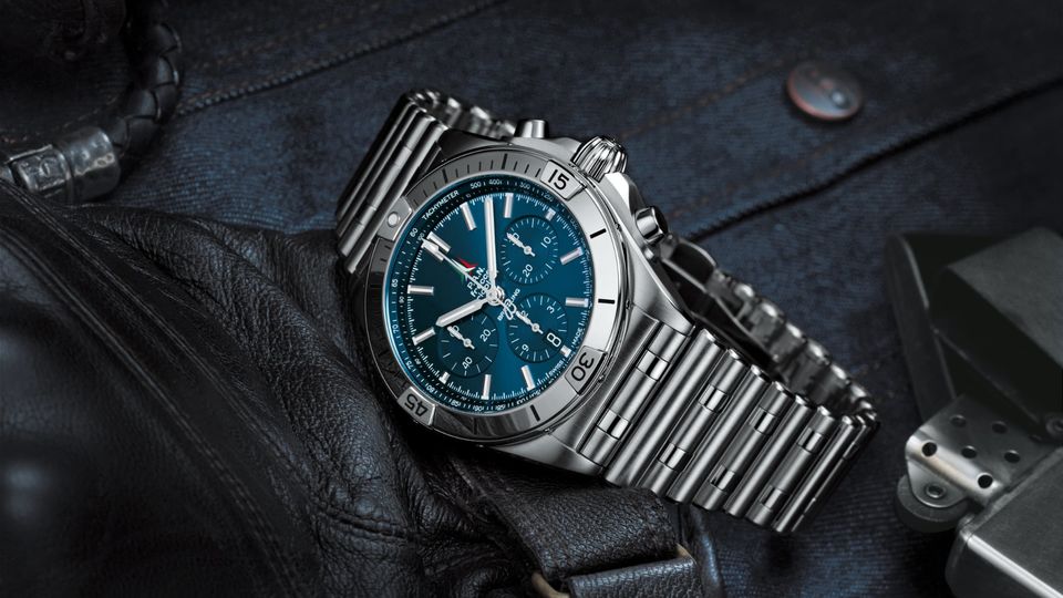 This limited edition Chronomat Frecce Tricolori sports a blue dial with tone-on-tone chronograph counters.