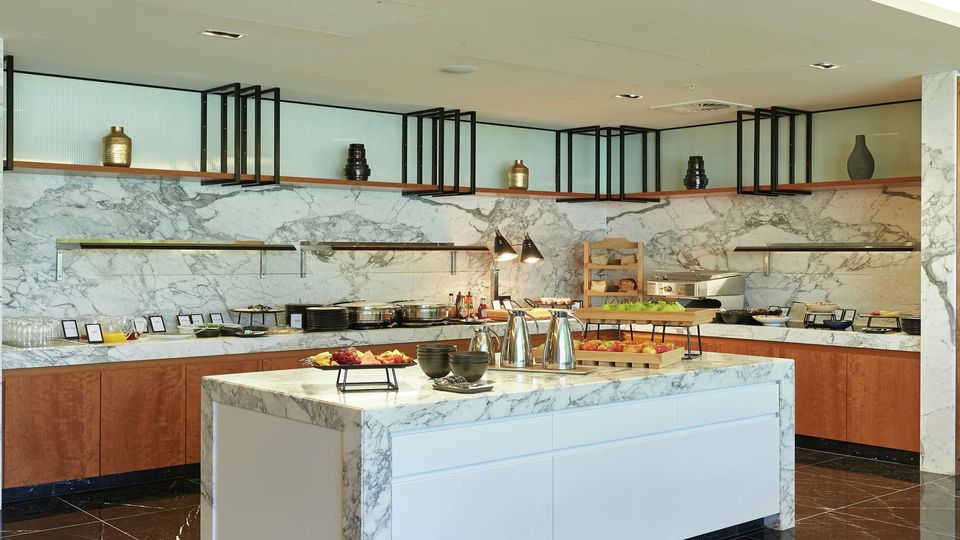 Breakfast buffet: DoubleTree by Hilton Perth Northbridge Executive Lounge
