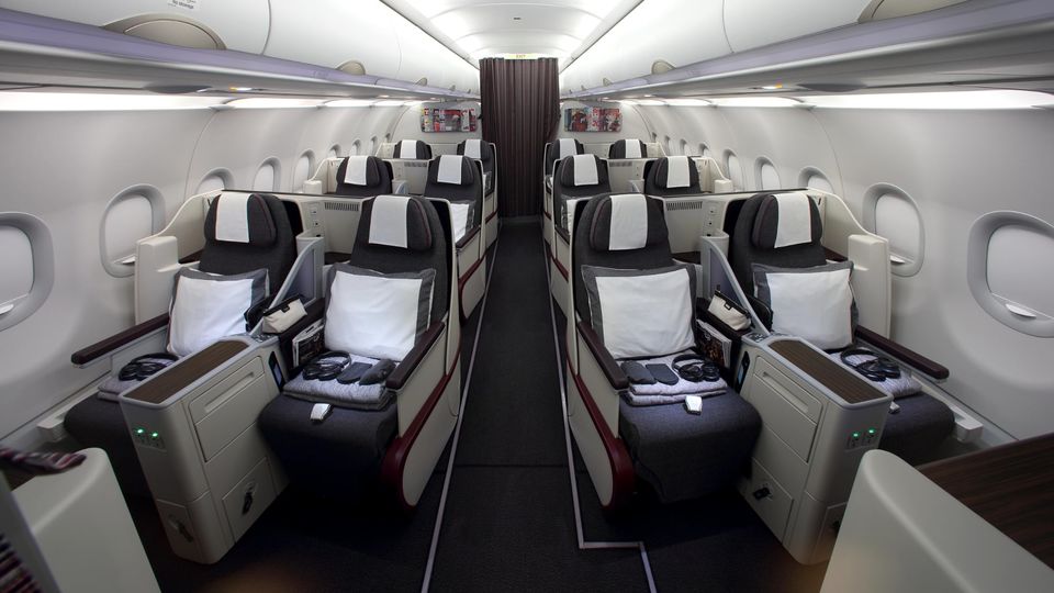 Qatar Airways' Airbus A320 business class.