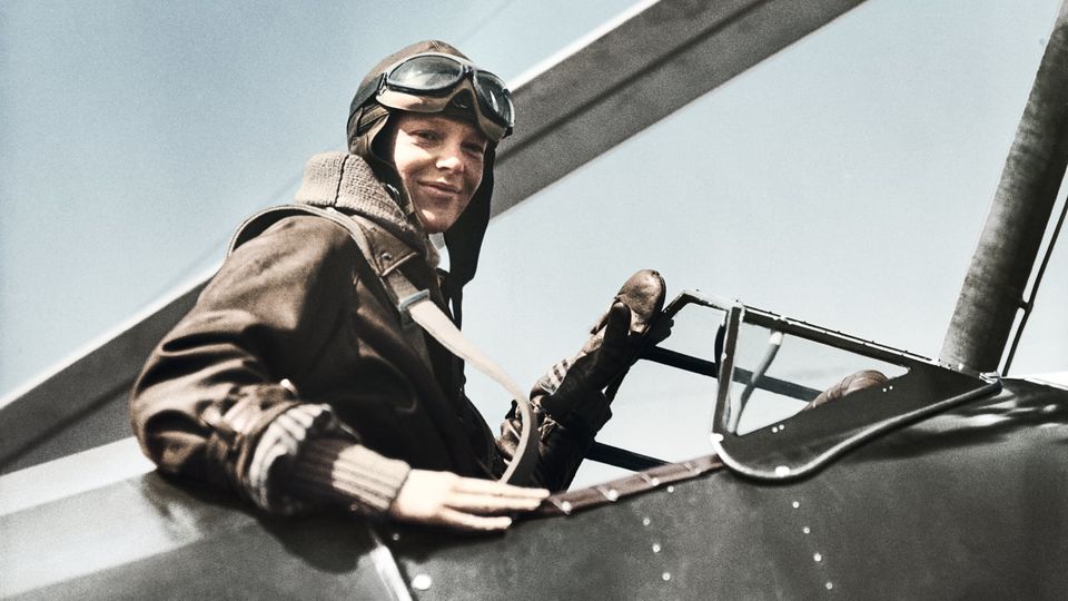 Pioneering aviatrix Amelia Earhart wore a Longines.