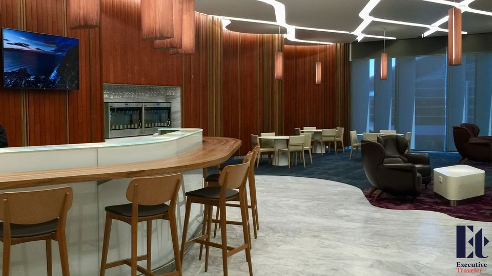 Should east-west business travellers have access to The Club lounges?