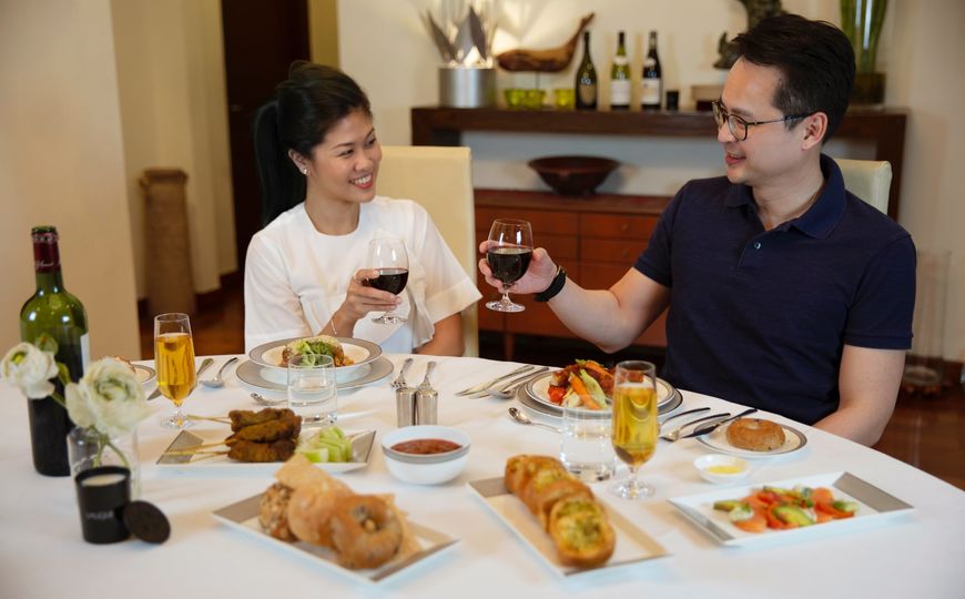 Enjoy Singapore Airlines' first and business class meals and wine in your own dining room.
