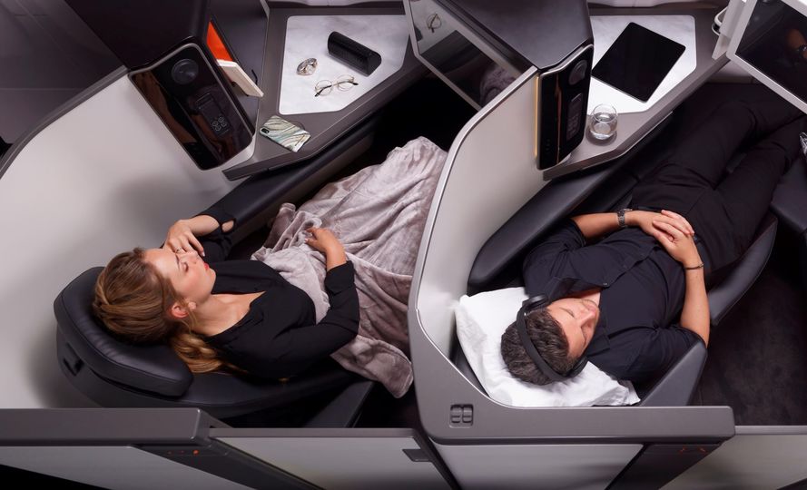 Go flat-out in Stelia's new Opera business class seat.