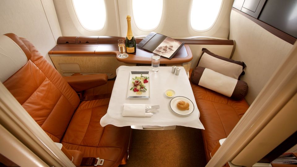 Singapore Airlines' original Airbus A380 first class suites, from 2007.