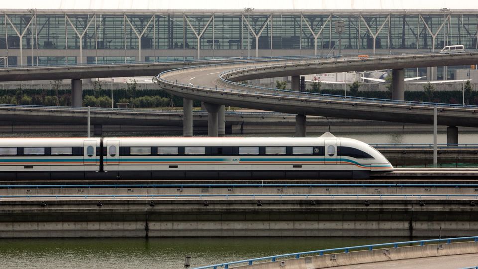 A maglev train approaches the Shanghai airport.