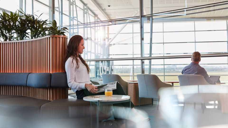 Qantas' Brisbane International Lounge has a refreshingly open, tropical feel.
