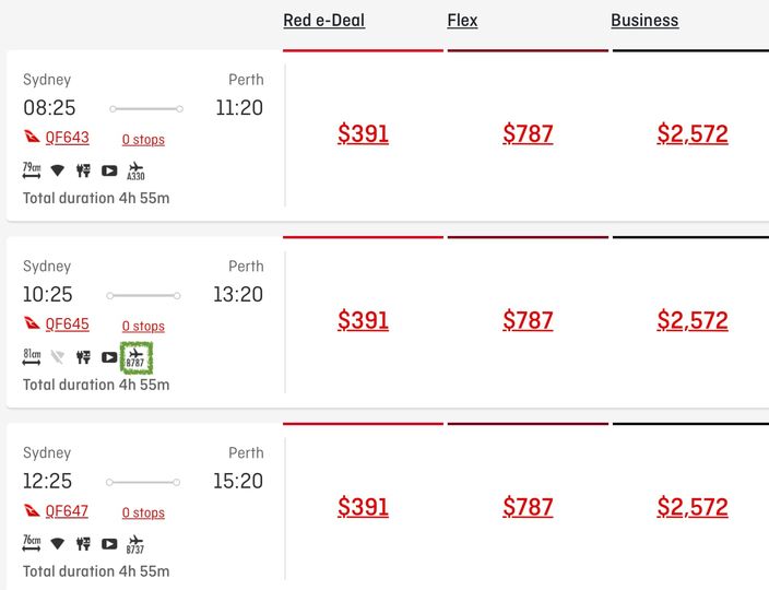 Spot the Dreamliner: watch for the little B787 icon, shown on this screenshot in green.