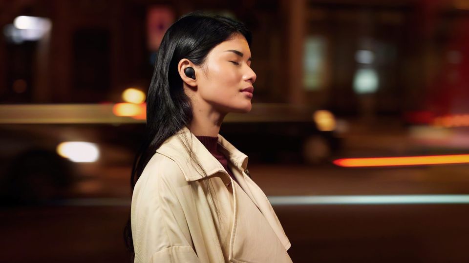 Lose yourself in sound with Sony's wireless XM4s.