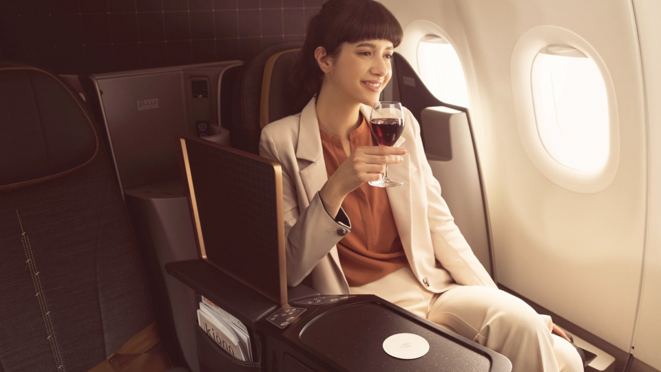 Starlux Airbus A321neo business class.
