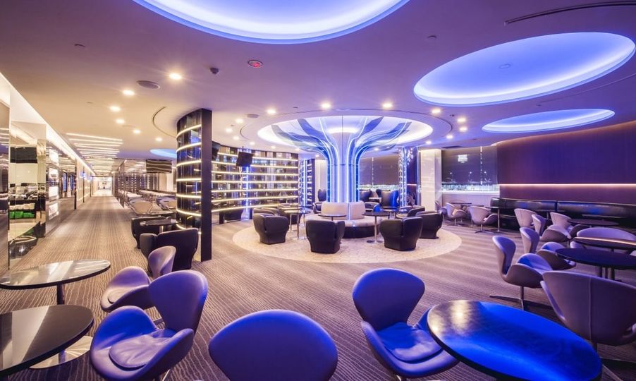 EVA Air's The Infinity business class lounge, Taipei.