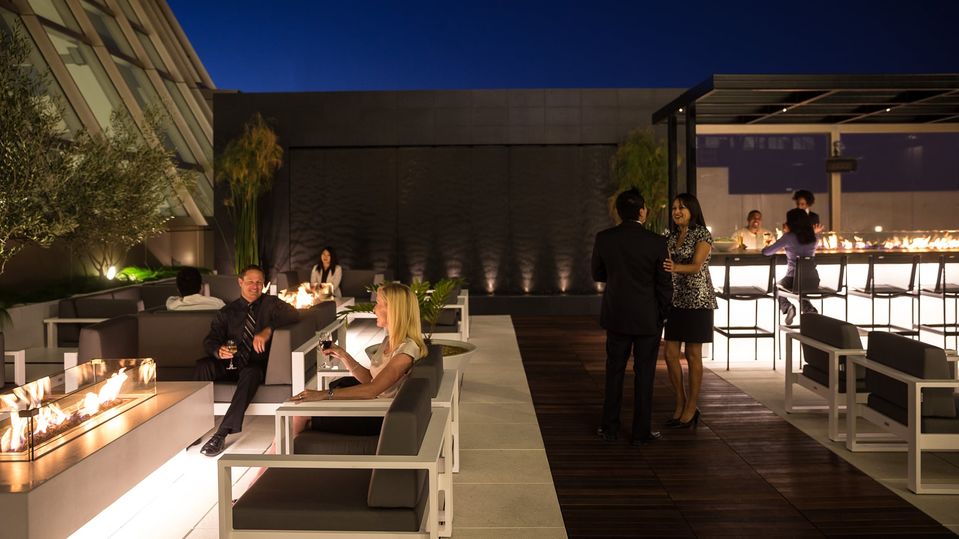 The Star Alliance LAX lounge.