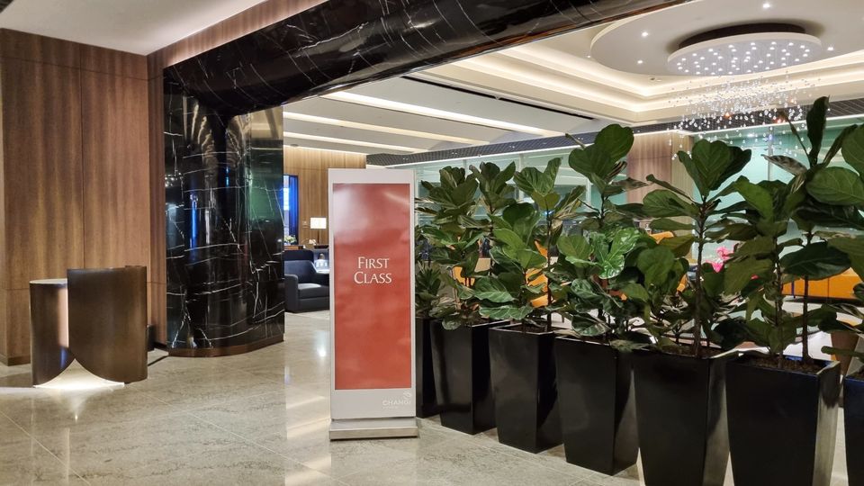 The temporary first class section of Singapore Airlines' new SilverKris Lounge.