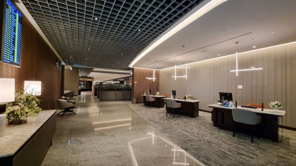 Singapore Airlines' all-new SilverKris Business Lounge at Changi T3.